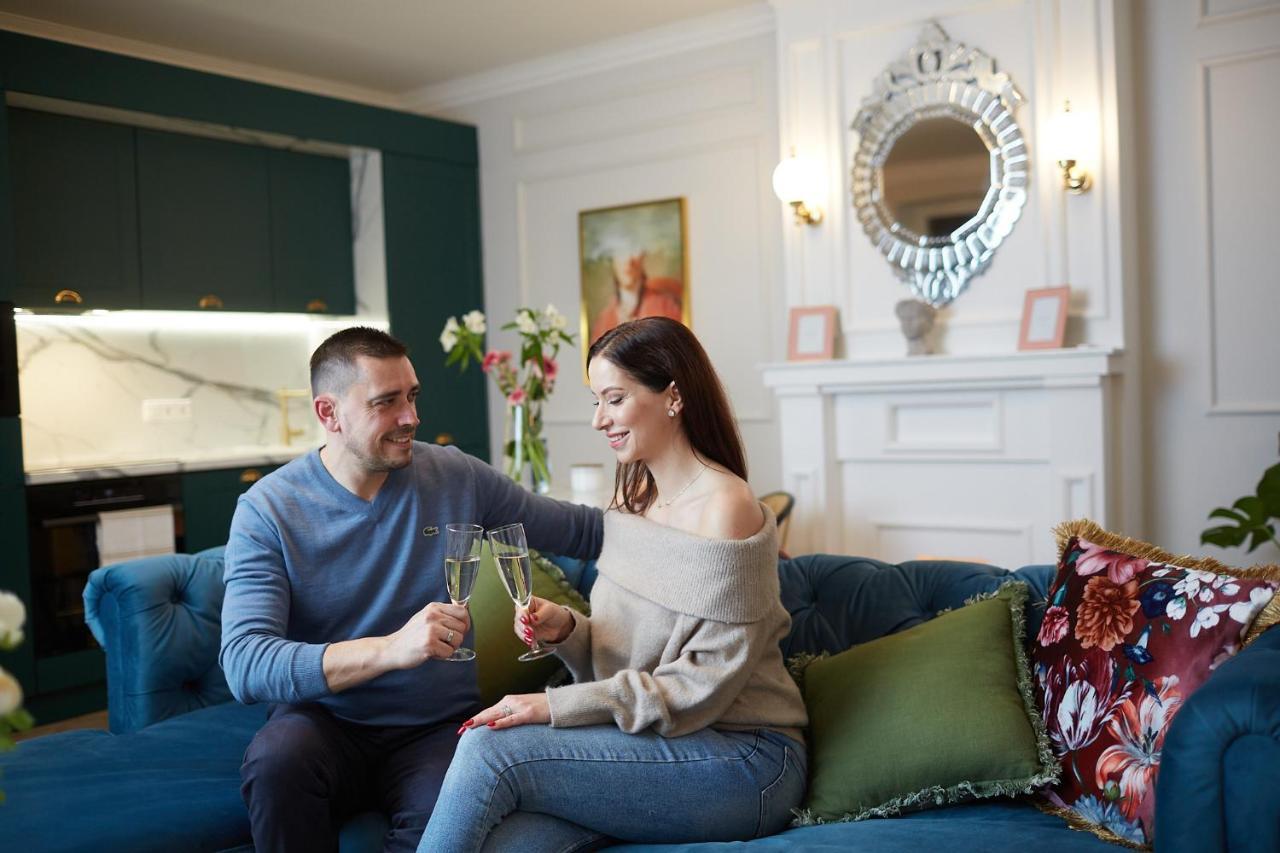 The Doors Luxury Apartment Mosonmagyaróvár Extérieur photo